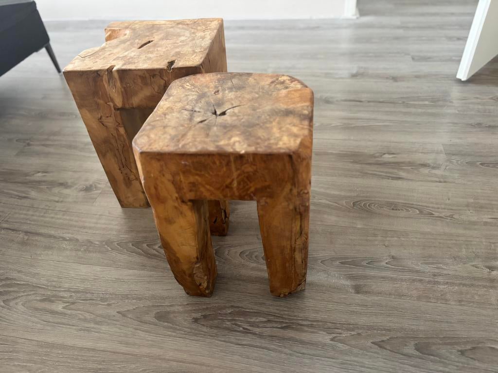 Massief teakhouten wortelhout bijzettafels / krukjes, Huis en Inrichting, Krukjes, Ophalen of Verzenden, Zo goed als nieuw, Hout