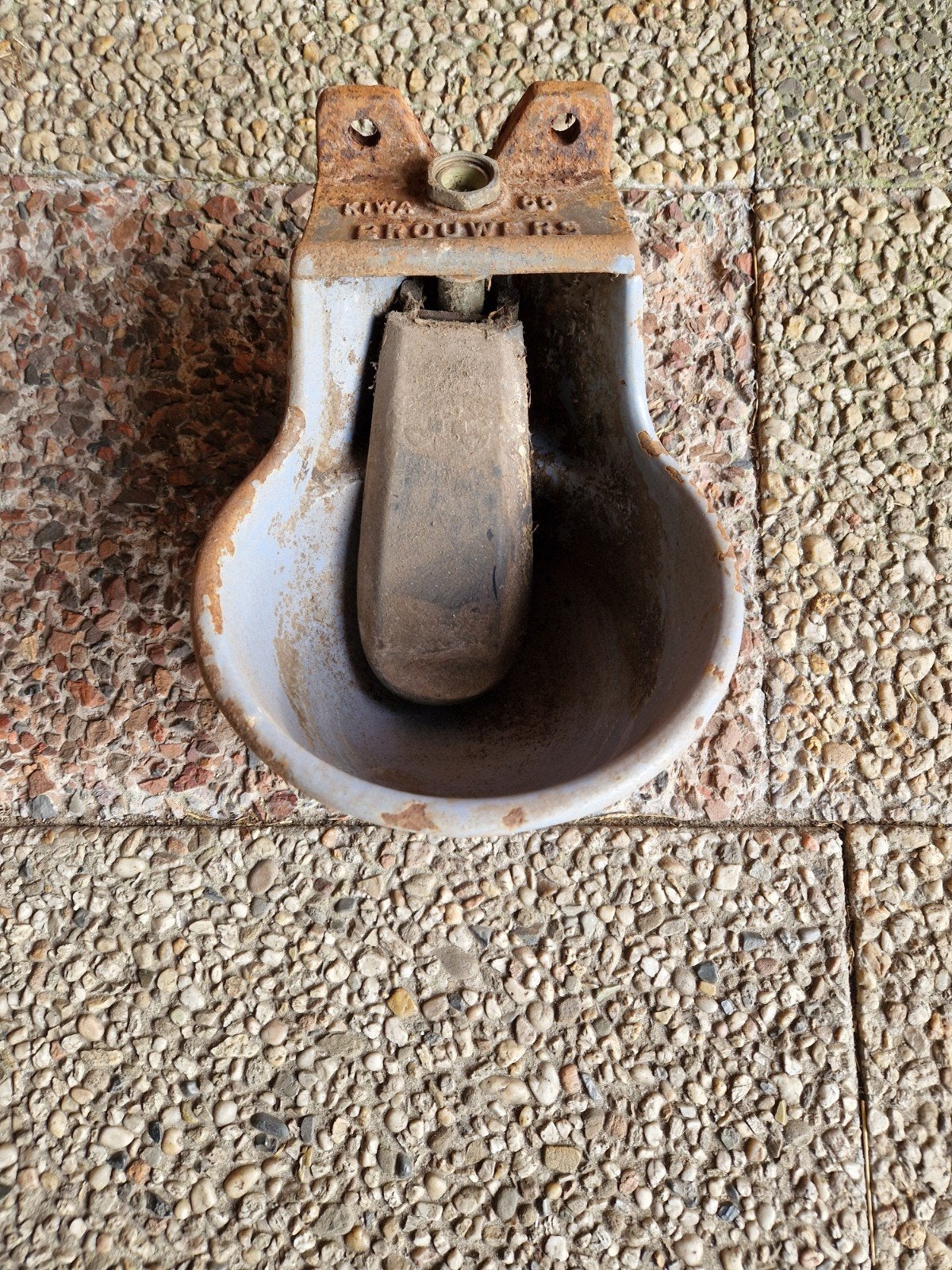 Drinkwaterbakjes met onderaansluiting, Ophalen of Verzenden