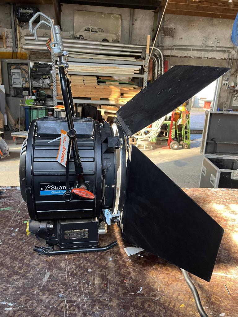 Strand Quartzcolor 2,5kW HMI, Muziek en Instrumenten, Ophalen, Gebruikt, Licht