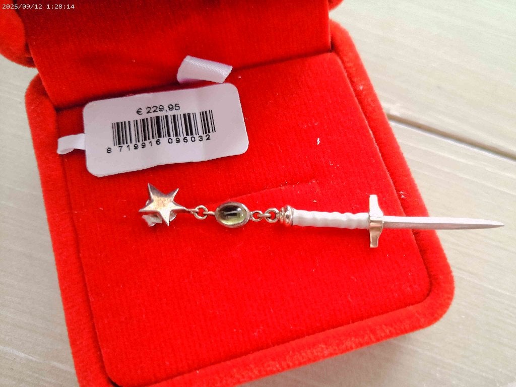 anna nina zwaard oorbel, Ophalen, Goud, Overige materialen, Met edelsteen