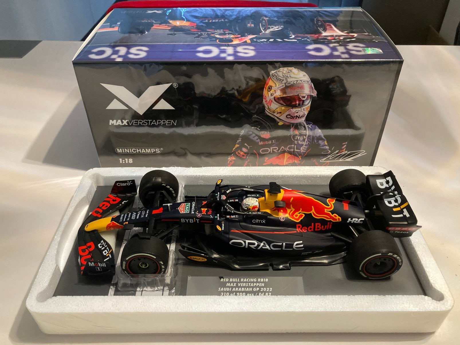Max Verstappen rb18 winner saudi arabian gp 2022 1:18, Ophalen of Verzenden, Zo goed als nieuw, Formule 1