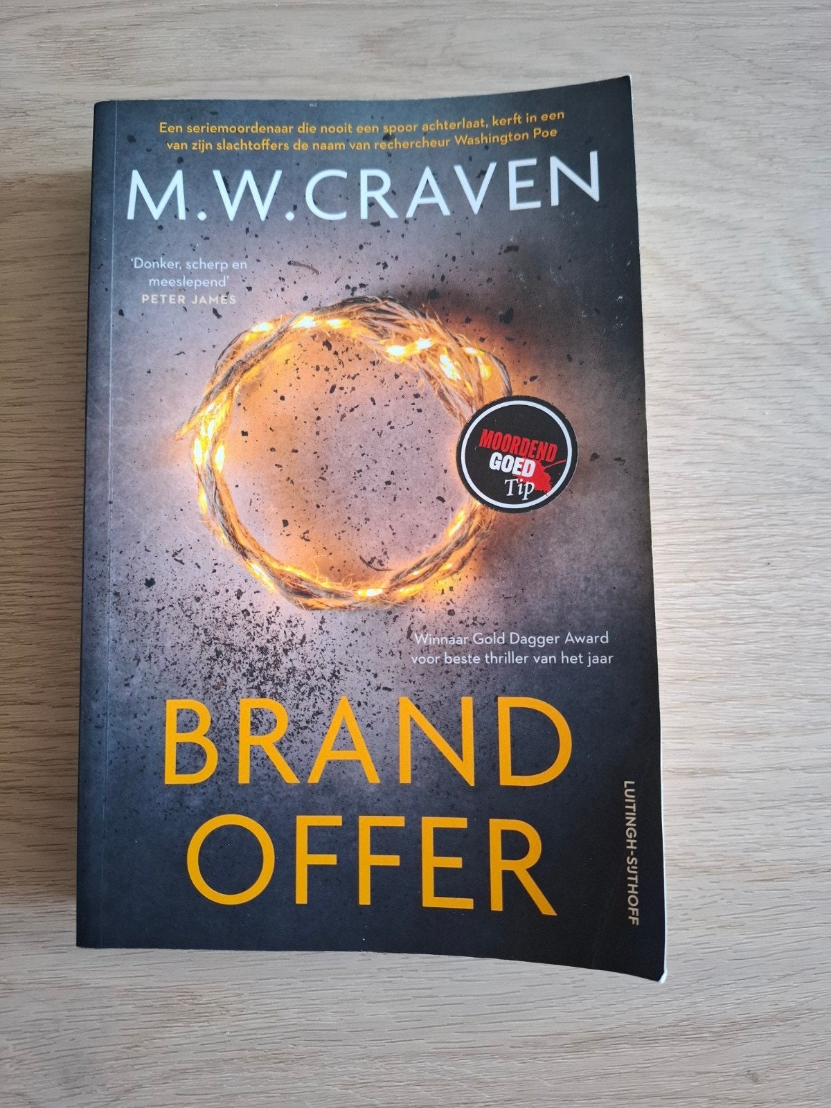 Brand Offer - M.W. Craven (Thriller), Boeken, Ophalen of Verzenden, Gelezen, M.W. Craven