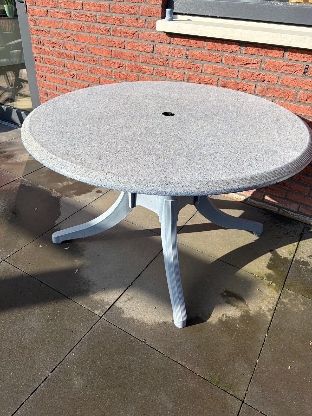 Hartman tuintafel - poten los, verder bruikbaar, Ophalen, Gebruikt, Rond, Kunststof