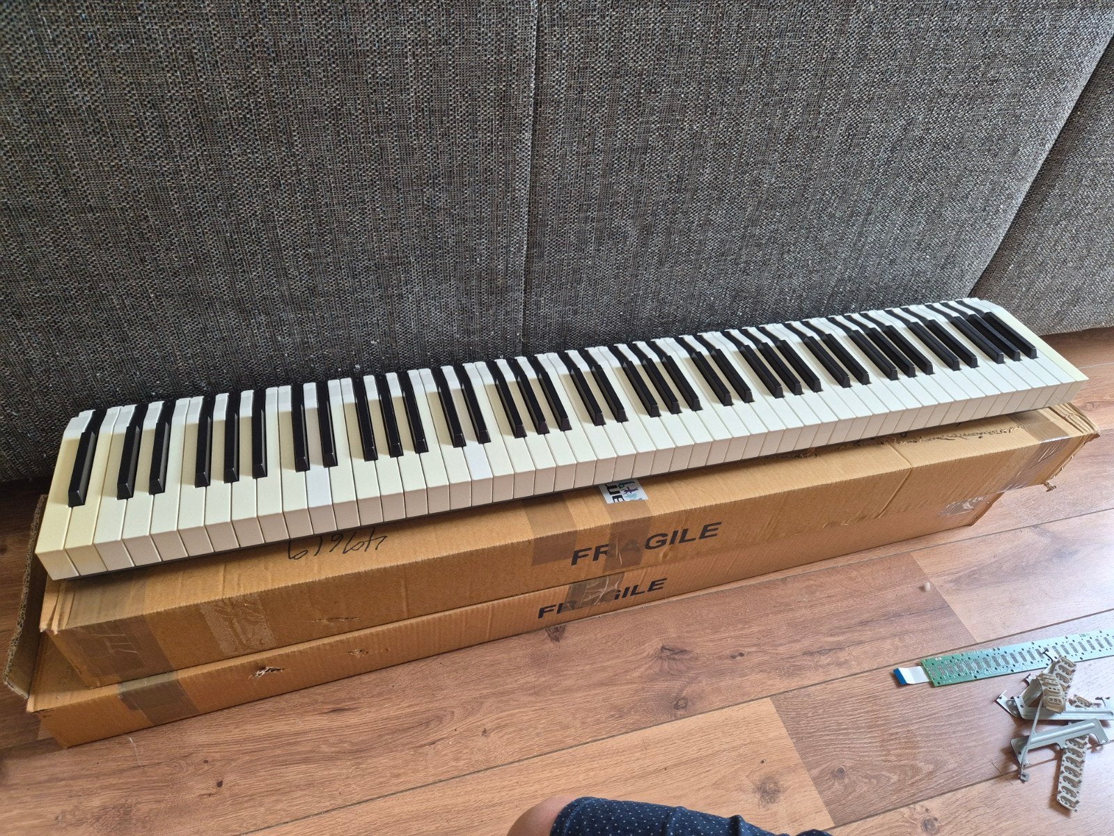 Yamaha Toetsenbed (Keybed Assembly) - ZZ430700 (o.a. CP88), Muziek en Instrumenten, .., .., Gebruikt, Zwart