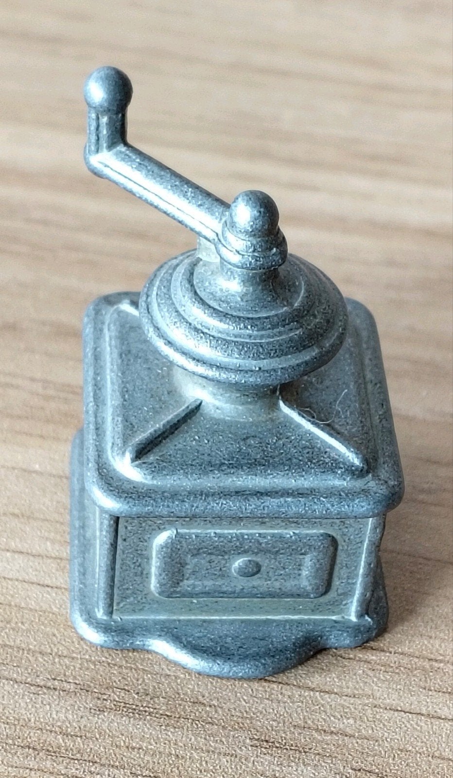 Miniatuur koffiemolen-Poppenhuis-Letterbak enz, Verzenden, Zo goed als nieuw, Overige typen