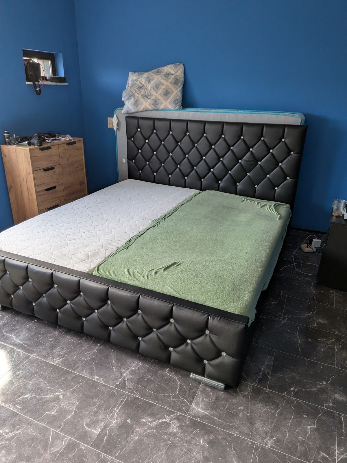 2 persoonsbed 200 bij 180, Ophalen, Tweepersoons, Zo goed als nieuw, 180 cm