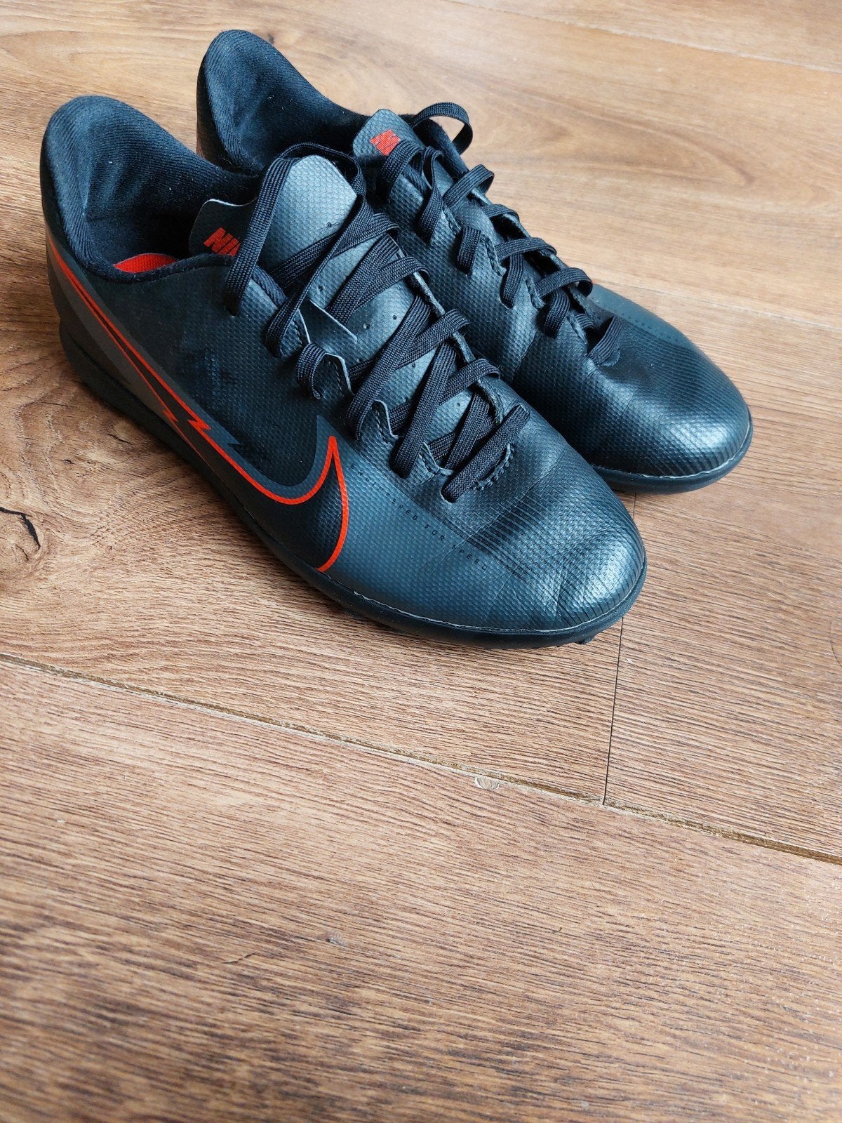 Nike sportschoenen maat 37.5 z.g.a.n., Sportschoenen, Ophalen of Verzenden, Zo goed als nieuw, Nike