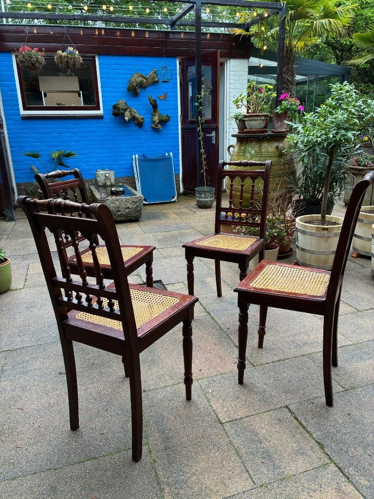4 Henri-II stoelen, bijzondere rugleuning, Huis en Inrichting, Stoelen, Ophalen, Henri-II, Gebruikt, Bruin