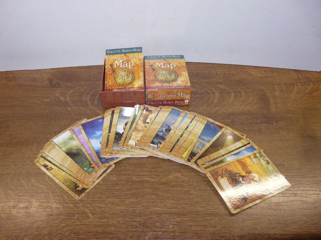 Orakel kaarten - The Enchanted map, Ophalen of Verzenden, Zo goed als nieuw, Tarot of Kaarten leggen, Achtergrond en Informatie