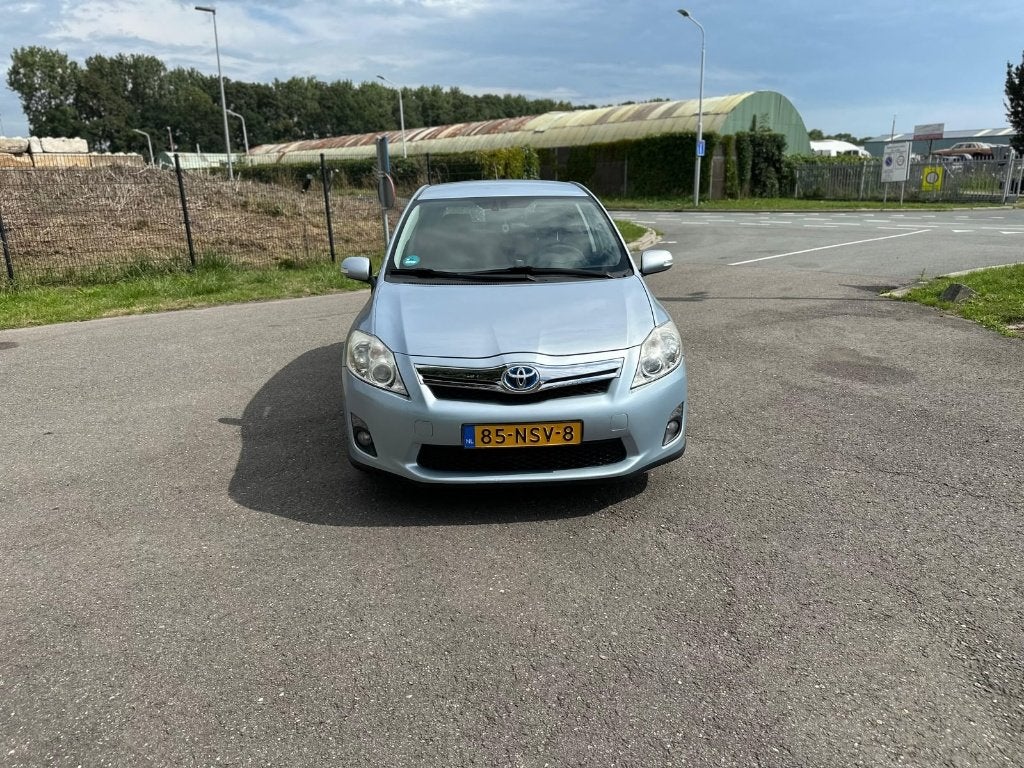 Toyota Auris 1.8 Full Hybrid 2010 3 EN 6 MAANDEN GARANTIE!!!, Auto's, 4 cilinders, Blauw, Origineel Nederlands, Achteruitrijcamera