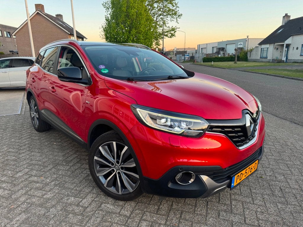 Renault Kadjar 1.2 TCe Bose AUTOMAAT,PANO,CAMERA, Kadjar, Gebruikt, Euro 6, 4 cilinders