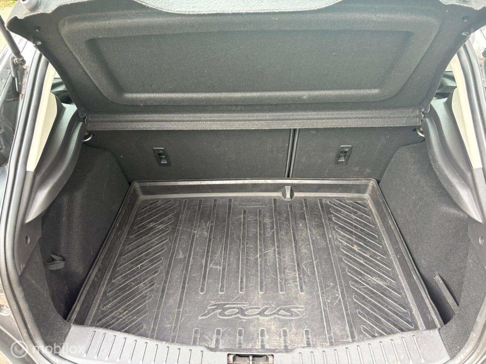 Foto 24 van Ford Focus 1.0 Titanium | Nieuwe Distributieriem