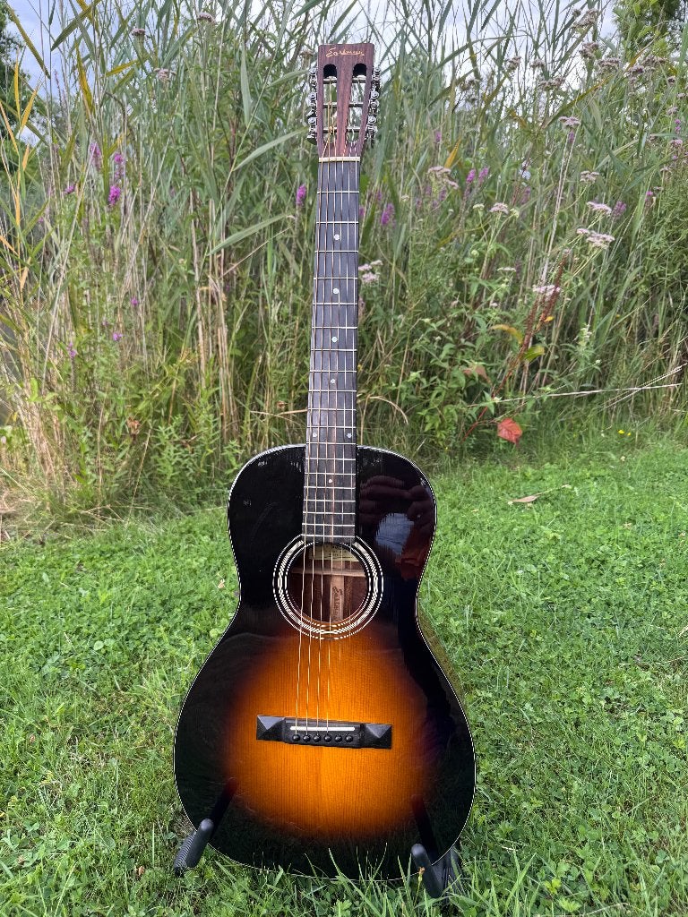 Eastman E10P-SB Sunburst 12-Fret Parlor - Originele Hardcase, Ophalen, Zo goed als nieuw, Western- of Steelstringgitaar, Met koffer