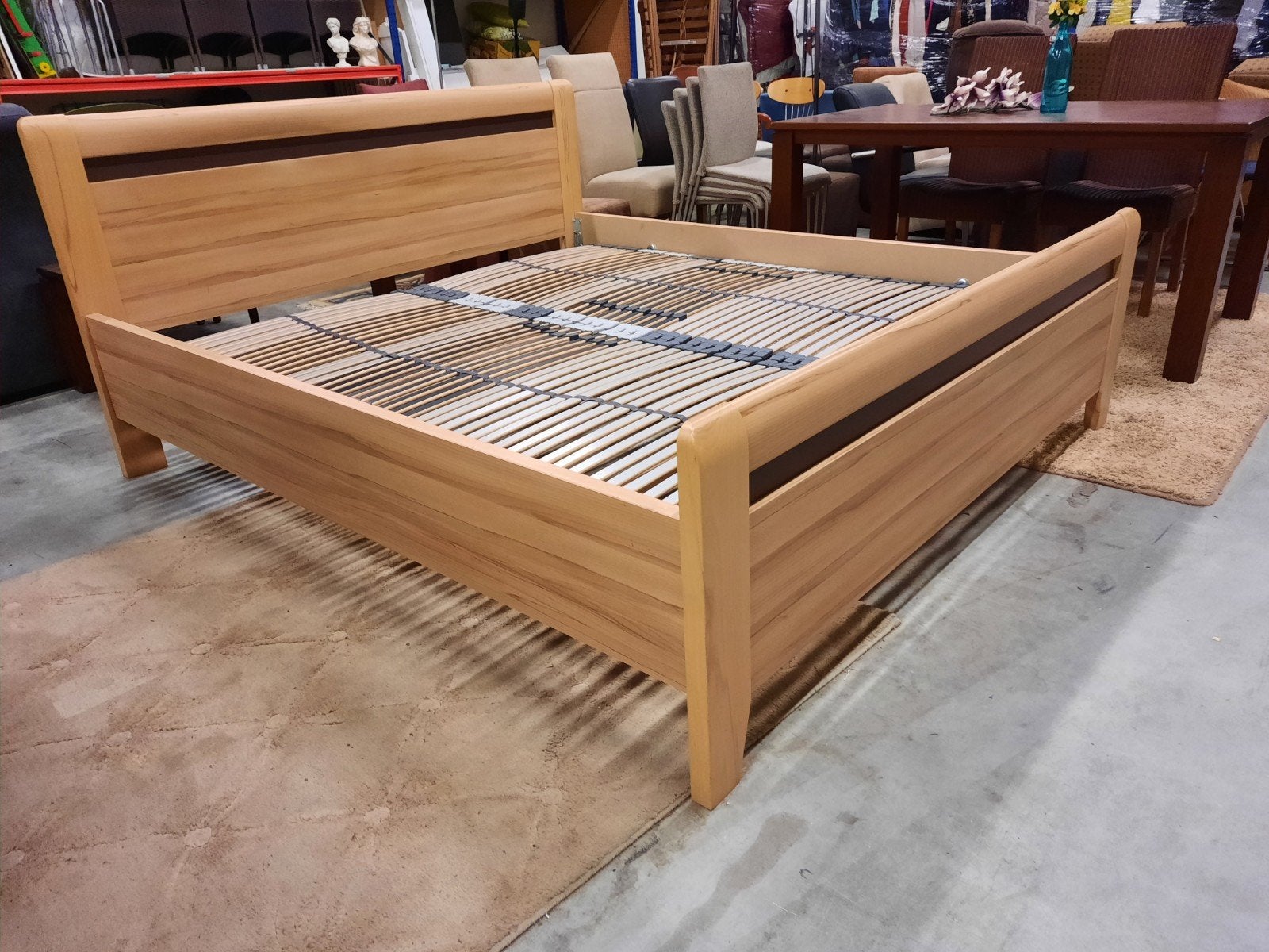 2 persoonsbed 180x200  cm., Huis en Inrichting, Ophalen, Gebruikt, Bruin, Tweepersoons