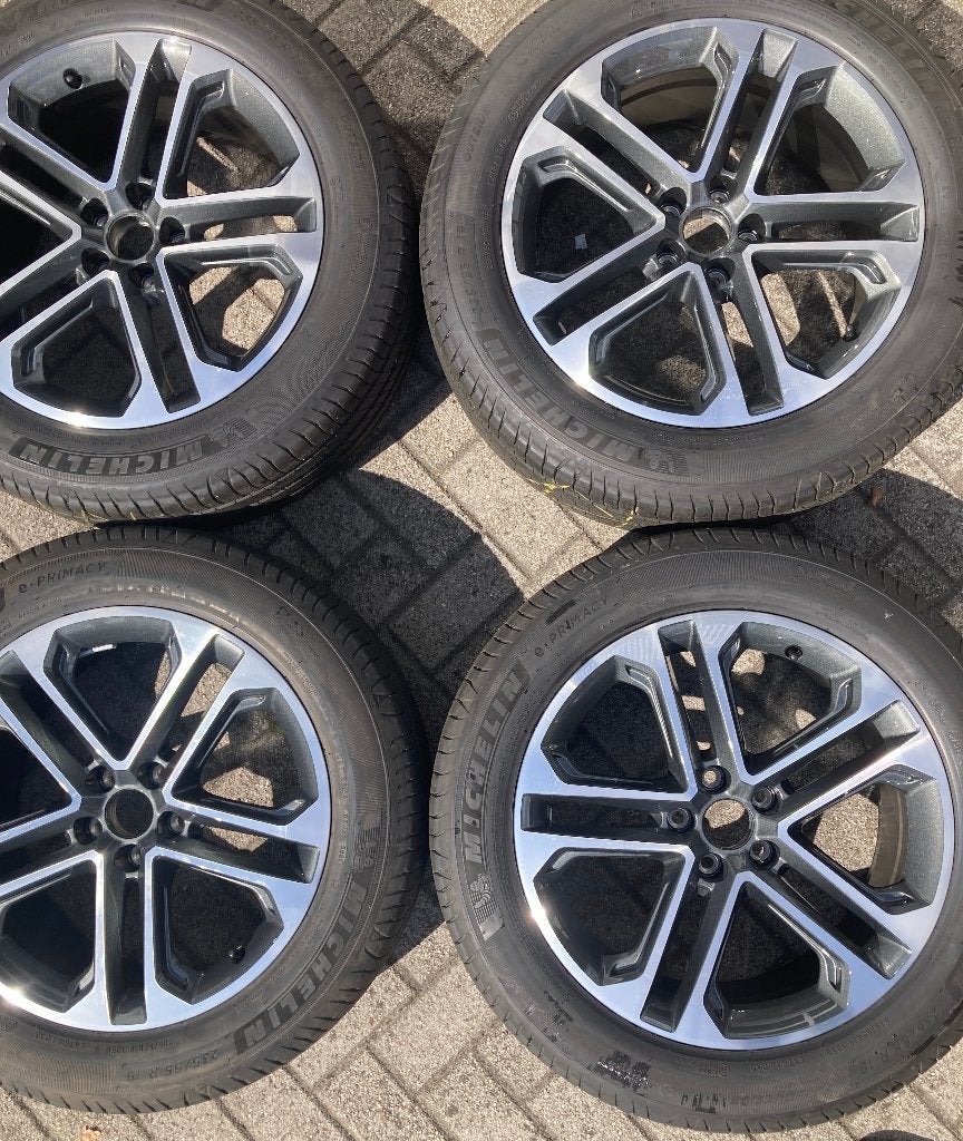 Originele velgen Audi Q5 19 inch - nieuwstaat! - 8MA601025E, Auto-onderdelen, Banden en Velgen, Banden en Velgen, Nieuw, 235 mm