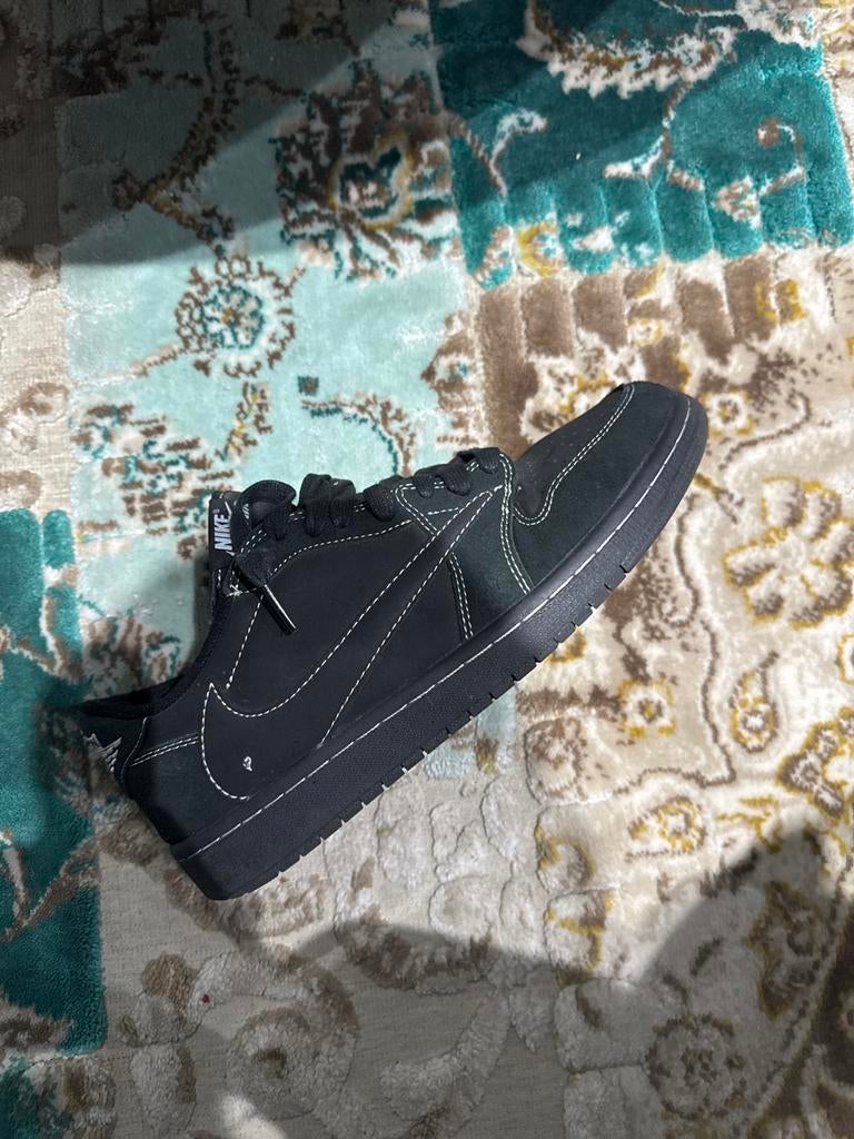 Travis Scott Reverse Mocha (gebruikt), Ophalen of Verzenden, Gedragen, Zwart, Sneakers of Gympen