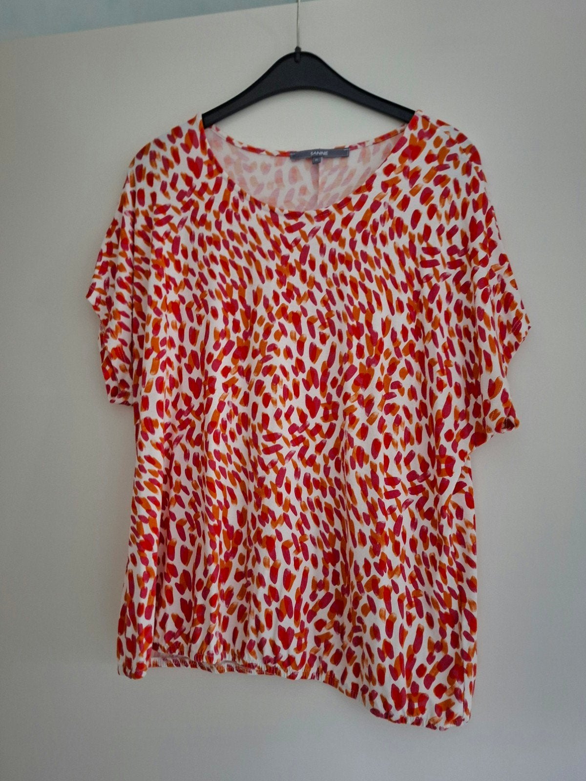 Sanne shirt maat XL, Maat 46/48 (XL) of groter, Ophalen of Verzenden, Zo goed als nieuw, Korte mouw