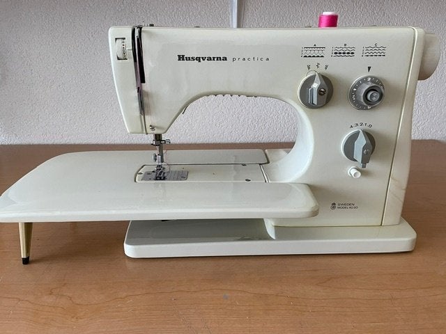 Vintage naaimachine; Husqvarna Practica 4020, Ophalen, Gebruikt, Naaimachine, Husqvarna