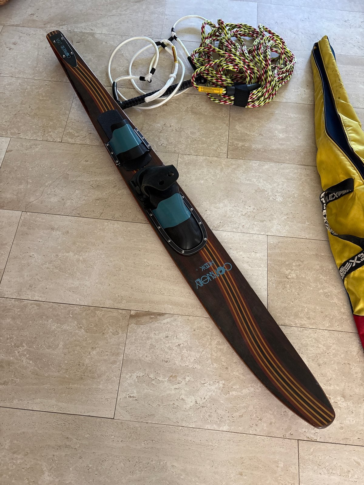 Connelly Monoski compleet met lijnen en opberghoes, Watersport en Boten, Waterski's, Monoski of Slalomski, Gebruikt, Met draagtas