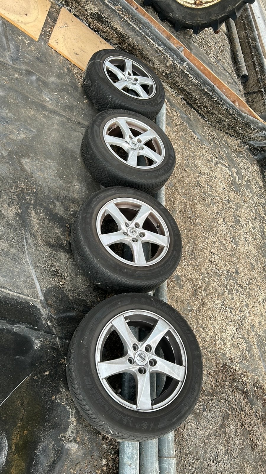 Originele velgen Volvo V40, Ophalen