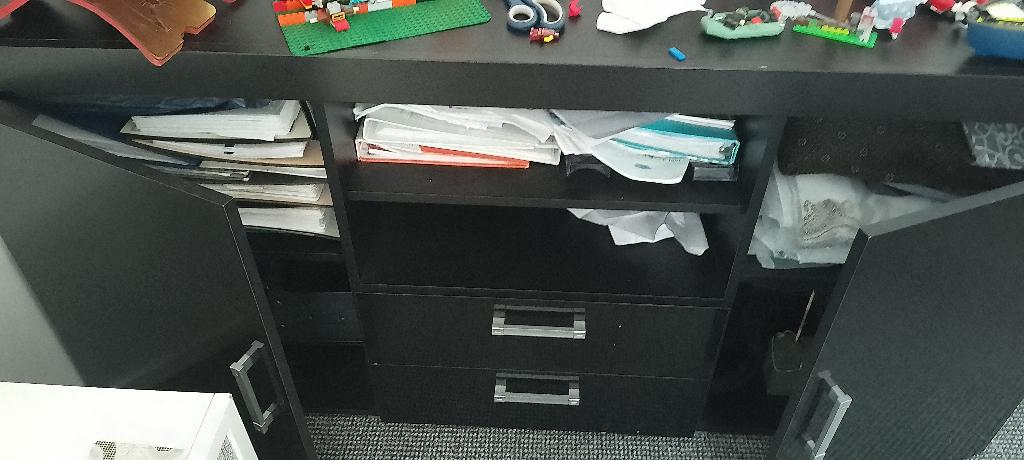 Kast, Huis en Inrichting, Kasten | Dressoirs, Ophalen, Met deur(en), 150 tot 200 cm, Zo goed als nieuw