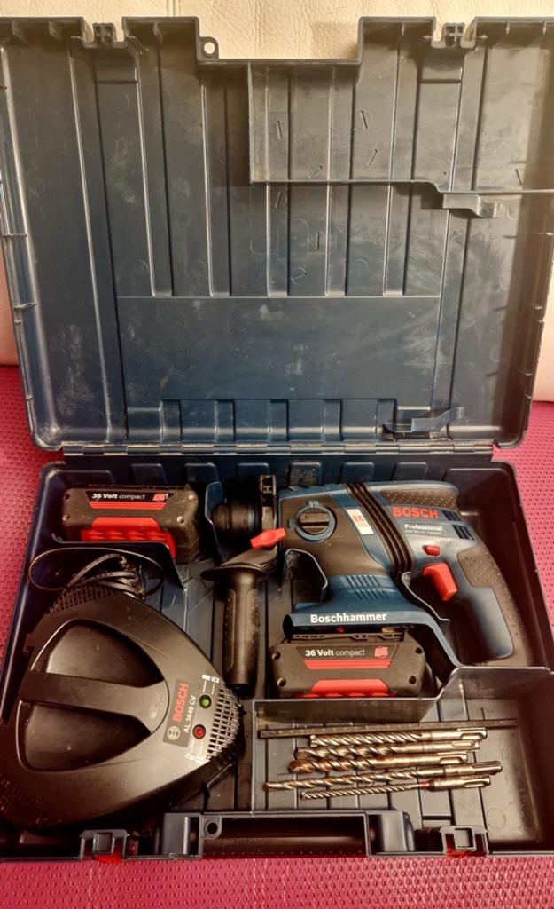BOSCH blauw 36v accu boor breekhamer .Prima staat., Doe-het-zelf en Verbouw, Gereedschap | Boormachines, Ophalen of Verzenden