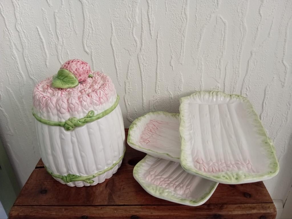Barbotine aspergeset nove Italy., Antiek en Kunst, Curiosa en Brocante, Ophalen of Verzenden