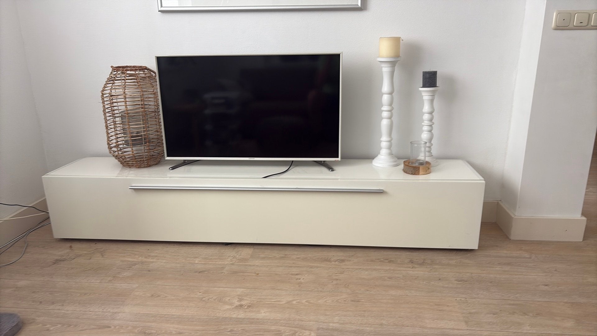 TV meubel, Huis en Inrichting, Kasten | Televisiemeubels, Ophalen, Gebruikt, 200 cm of meer, Minder dan 100 cm