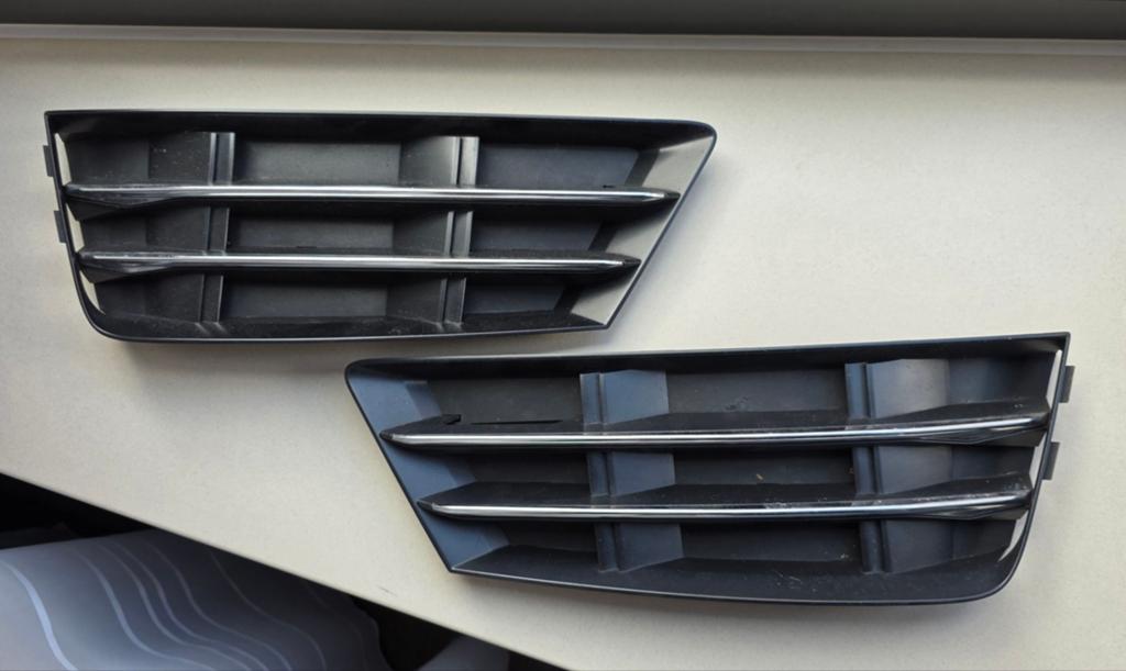 Audi A4 B9 grill roosters voorbumper 2015-2019, Ophalen of Verzenden, Voor, Audi, Bumper
