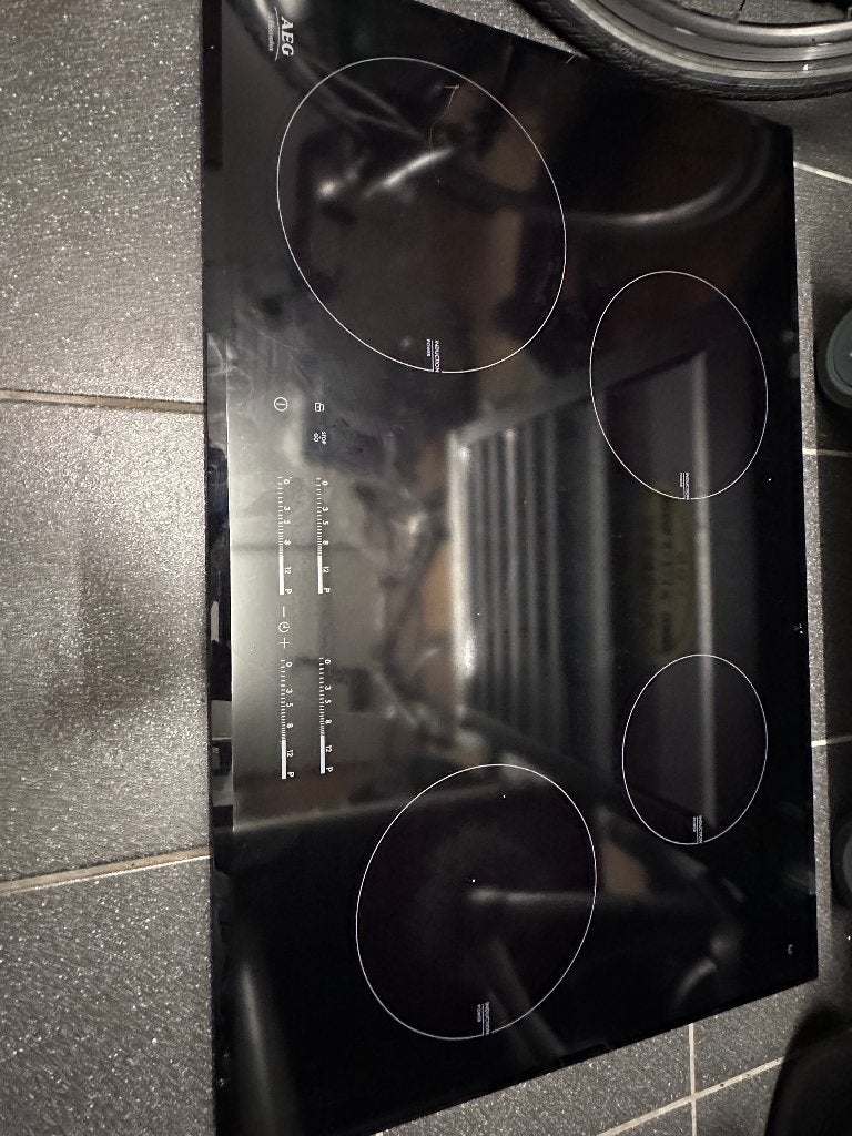 AEG inductie kookplaat type 88031KF(met defect), Ophalen, 4 kookzones, Inbouw, Inductie