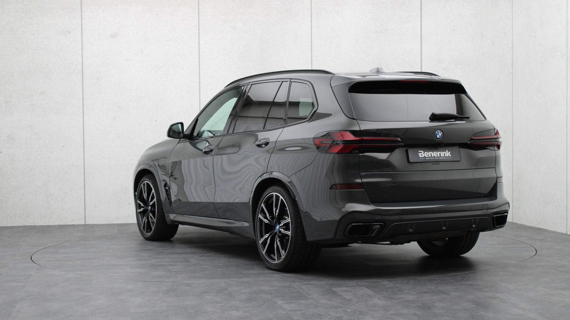 BMW X5 xDrive50e M-Sport Pro | Sky Lounge | Harman/Kardon |, Auto's, 12 maanden, Gebruikt, 2395 kg, Vierwielaandrijving