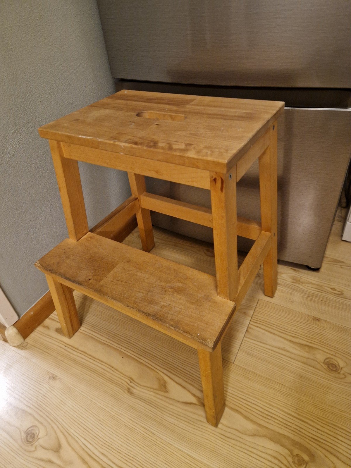 Houten opstapje / krukje Ikea, Huis en Inrichting, Ophalen, Gebruikt, Hout