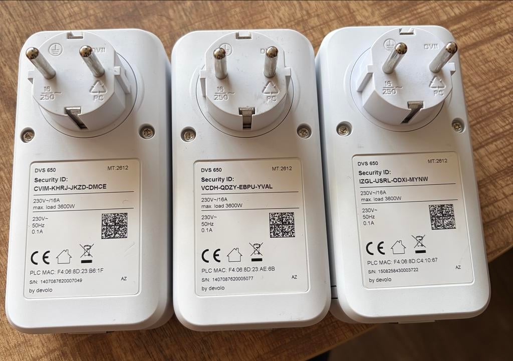 Drie Devolo DVS 650 powerline adapters, Ophalen of Verzenden, Zo goed als nieuw