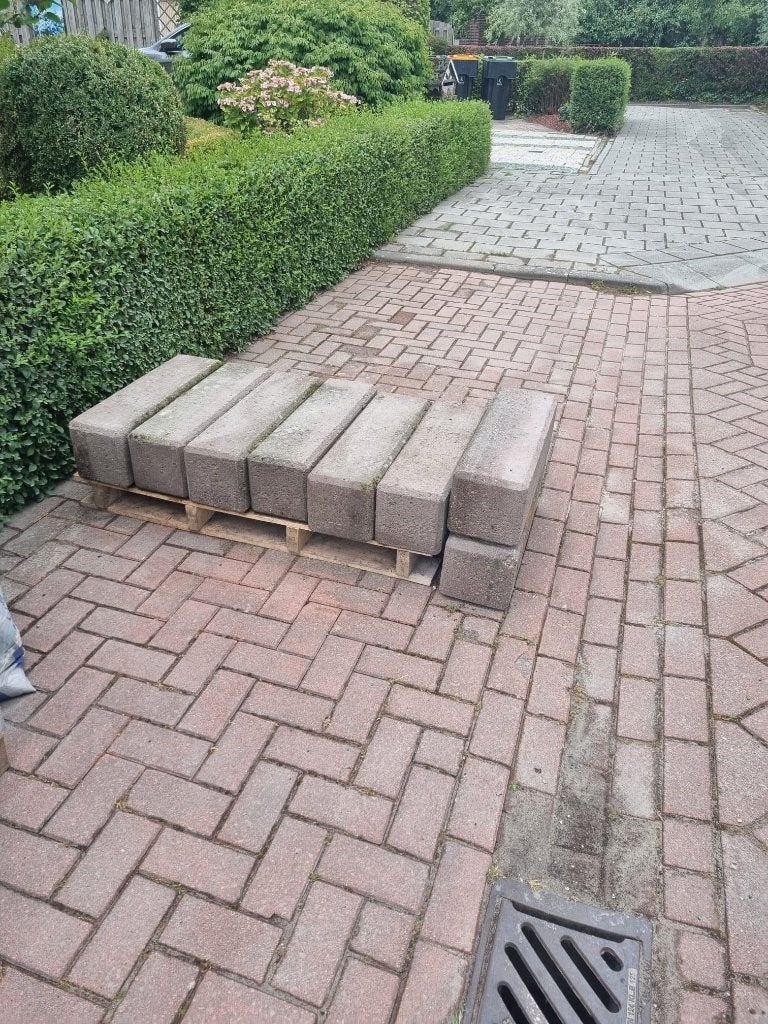 Gratis af te halen: Stoepbanden, Ophalen, Gebruikt, Overige typen, Minder dan 25 cm