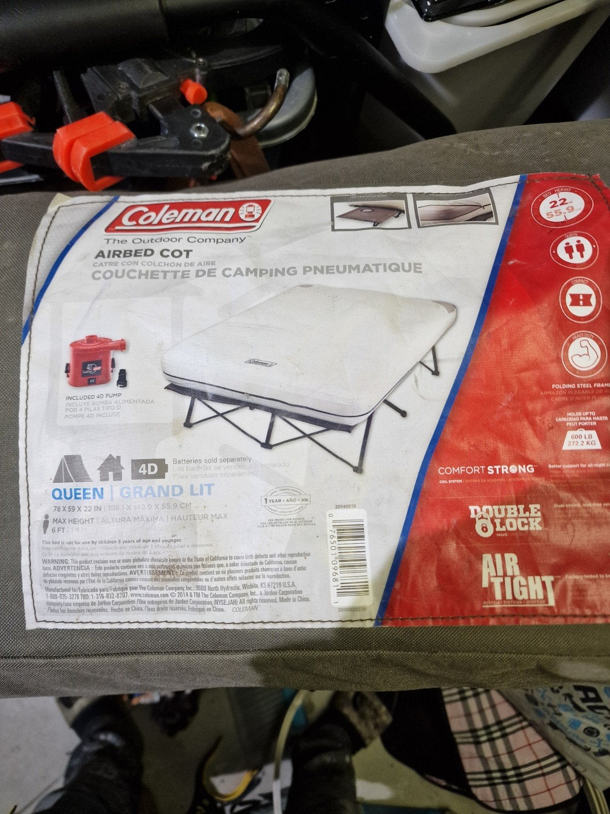 Coleman Airbed Cot Queen - Comfortabel Kampeerbed, Caravans en Kamperen, Luchtbedden, Ophalen of Verzenden, Ingebouwde pomp, Zo goed als nieuw