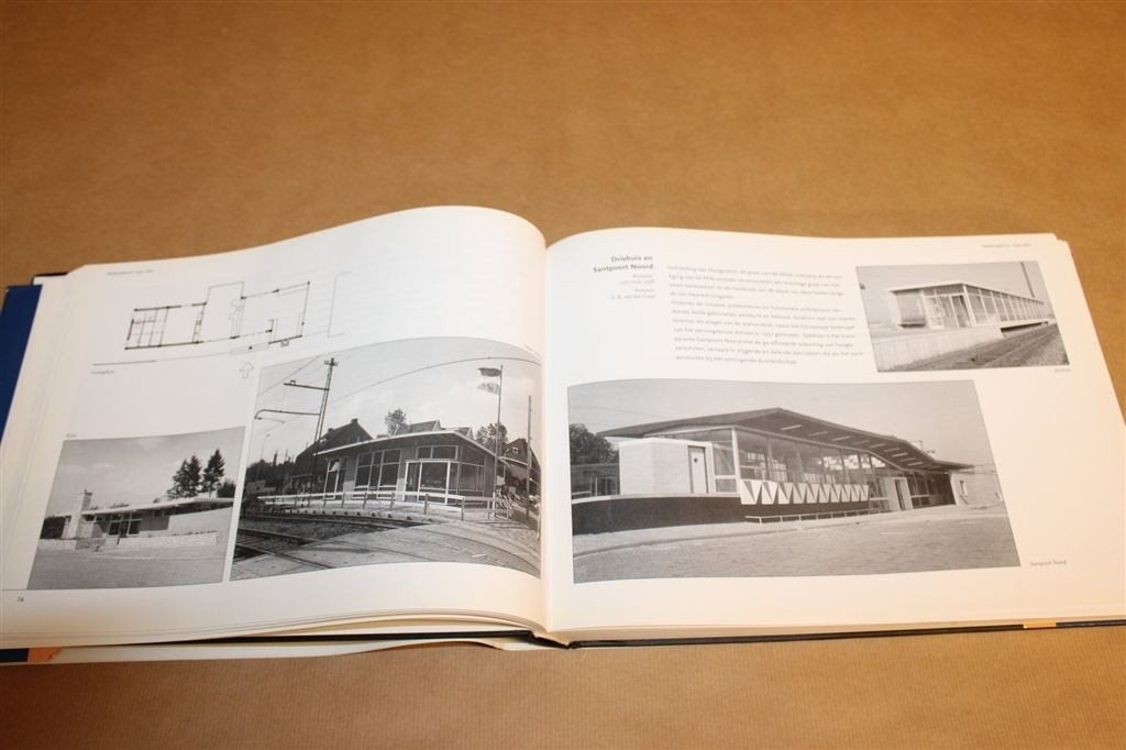 Stationsarchitectuur in Nederland 1938-1998, Ophalen of Verzenden, Gelezen, Architecten