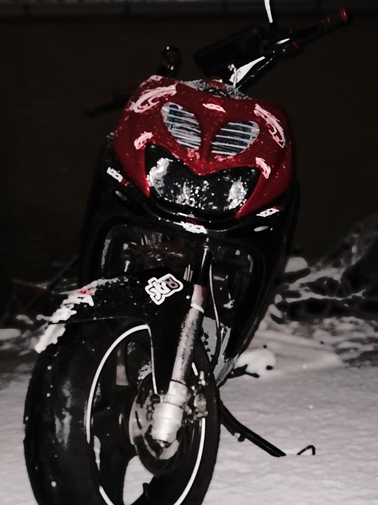 YAMAHA AEROX 2012 70CC Malossi met 123, Ophalen, Tweetakt, Aerox, Maximaal 45 km/u