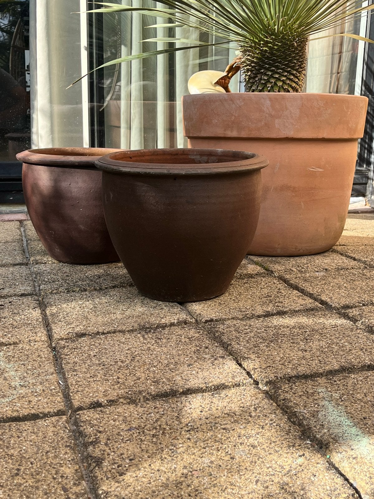 Twee gebruikte bloempotten van aardewerk, Gebruikt, Balkon, Rond, Minder dan 40 cm