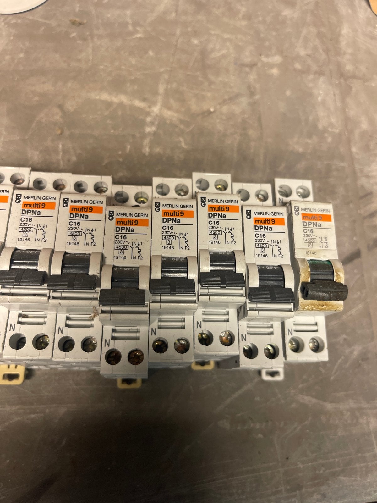 Merlin Gerin Multi9 DPNa C16 19146 Installatieautomaten, Doe-het-zelf en Verbouw, Ophalen of Verzenden, Gebruikt, Schneider Electric