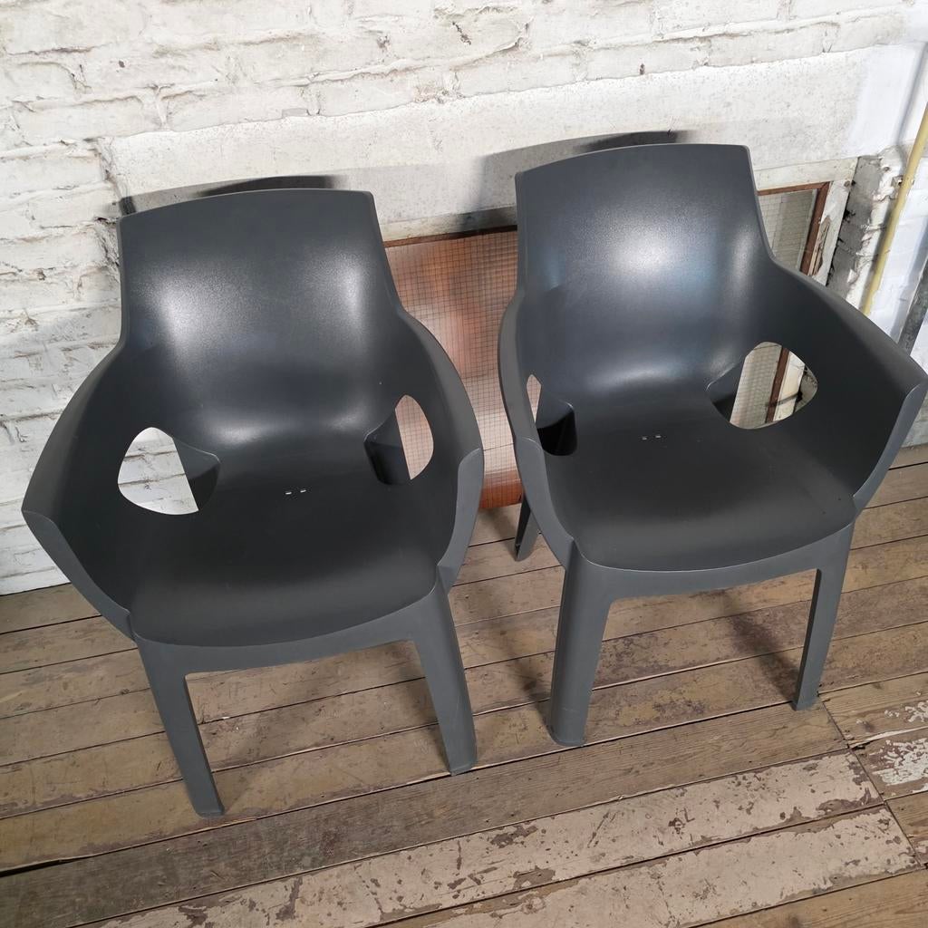 2x tuinstoelen, Ophalen of Verzenden, Zo goed als nieuw, Kunststof