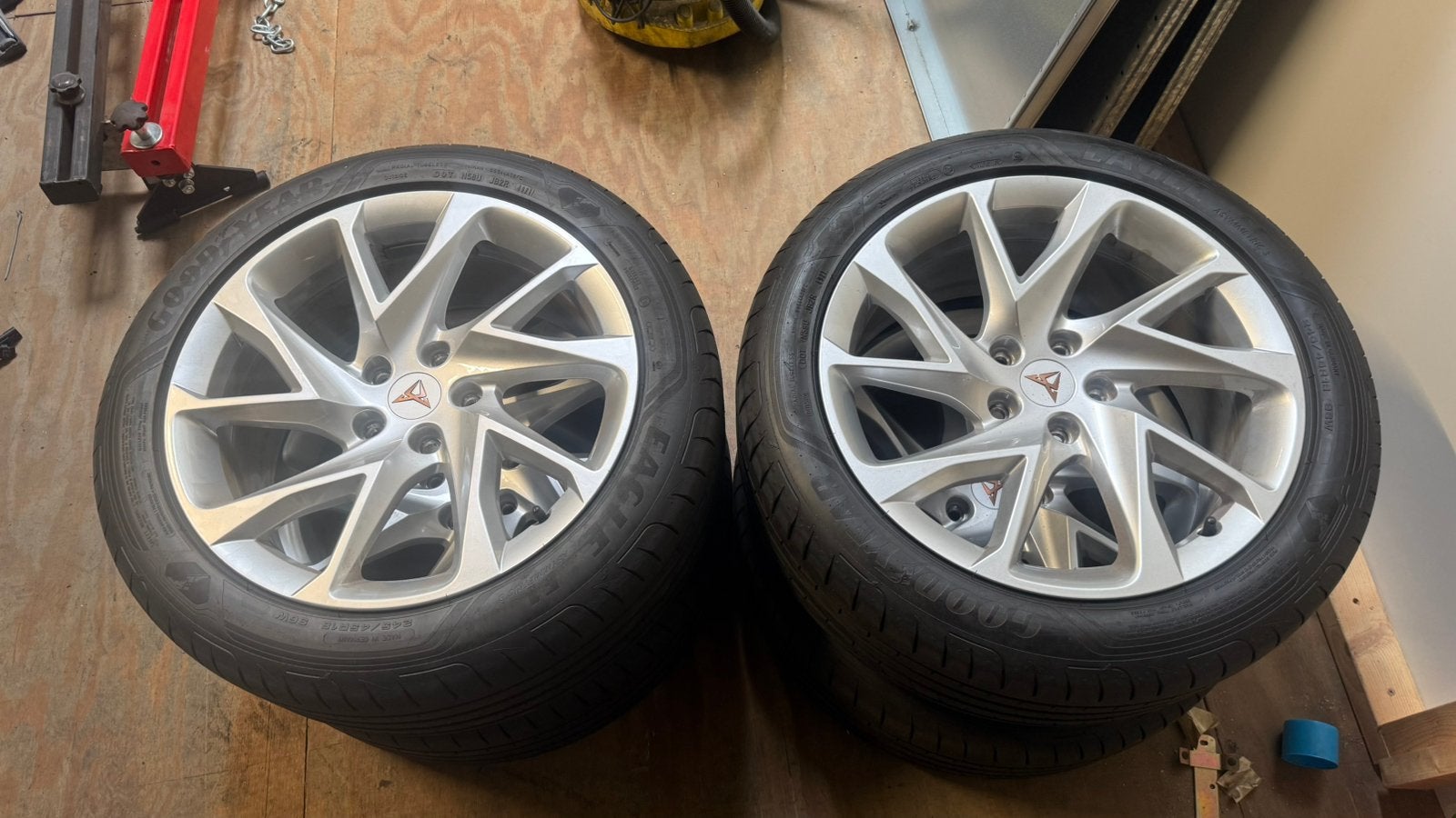 Cupra formentor 18 inch velgen set incl. Band, Auto-onderdelen, Banden en Velgen, Ophalen, 18 inch, Velg(en), Zomerbanden