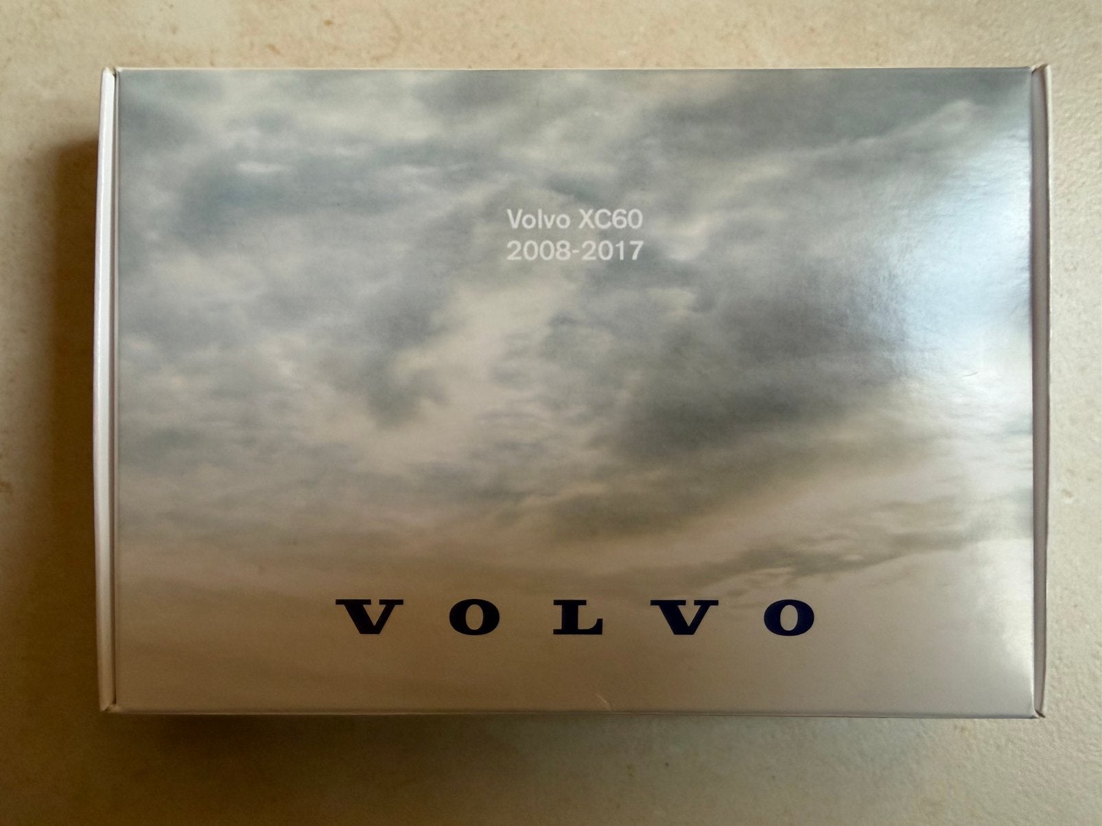Volvo pins exclusief, Verzamelen, Ophalen of Verzenden, Nieuw, Transport