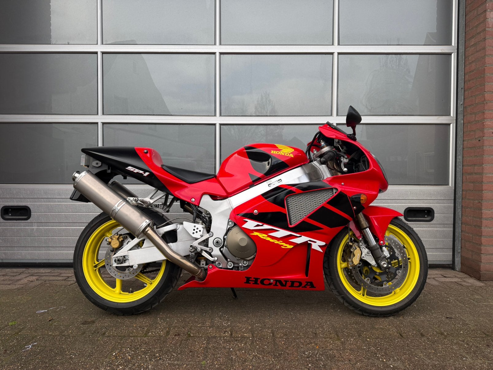 VTR SP1 ️ SUPER NETTE STAAT️23.000 KM, Motoren, 2 cilinders, Sportuitlaat, Occasion, Motorrijbewijs A