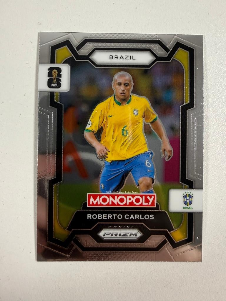 17 Roberto Carlos Prizm Monopoly World Cup 2026, Ophalen of Verzenden, Nieuw, Buitenlandse clubs, Poster, Plaatje of Sticker