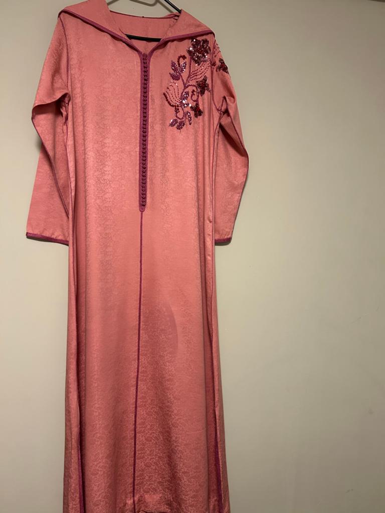 Elegante Roze Marokkaanse Takshita/Kaftan met Borduurwerk, Kleding | Dames, Gelegenheidskleding, Maat 38/40 (M), Overige typen