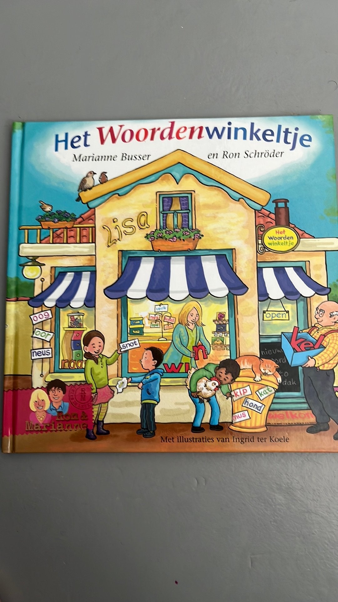 Serie boek het winkeltje van marianne busser en ron schroder, Ophalen, Zo goed als nieuw, Fictie algemeen