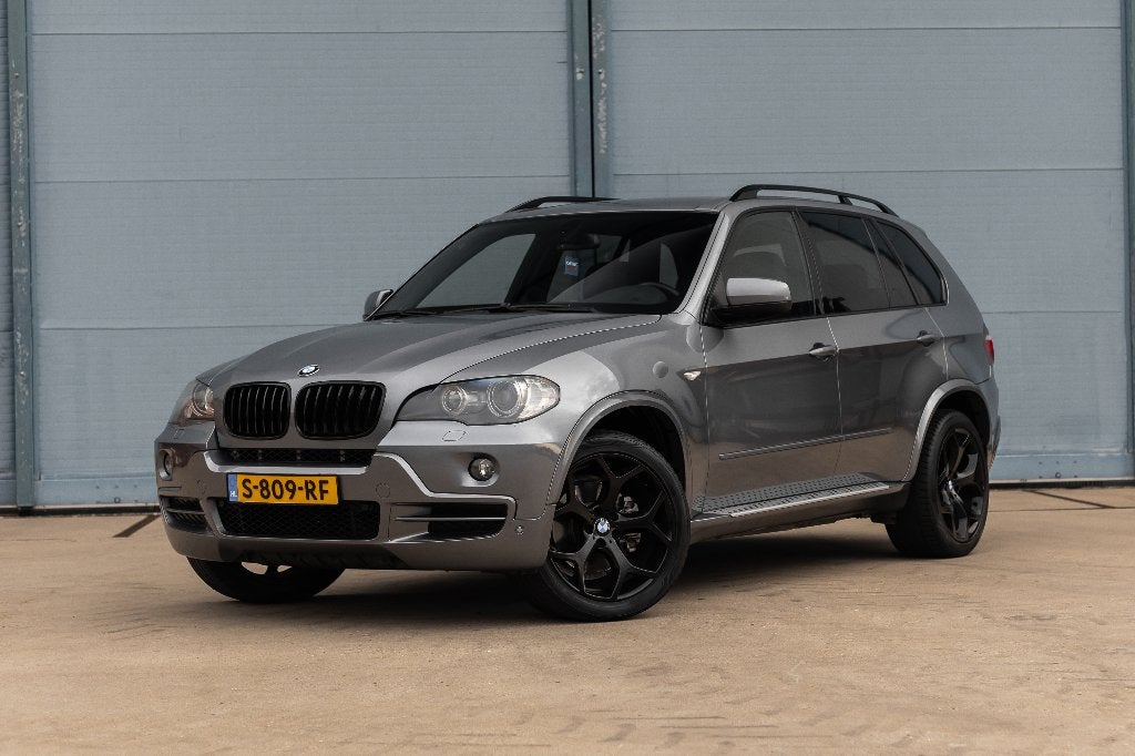 BMW X5 3.0 D AUT 2007 Grijs, Auto's, 2993 cc, 255 €/maand, 2080 kg, Bedrijf