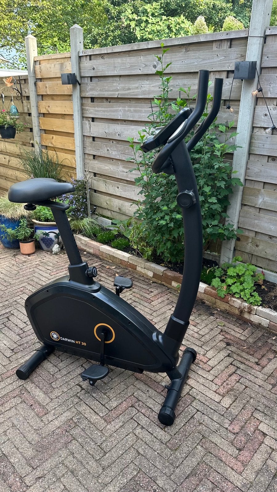 Hometrainer Darwin HT30 - Zo goed als nieuw, Sport en Fitness, Ophalen, Zo goed als nieuw, Metaal, Benen