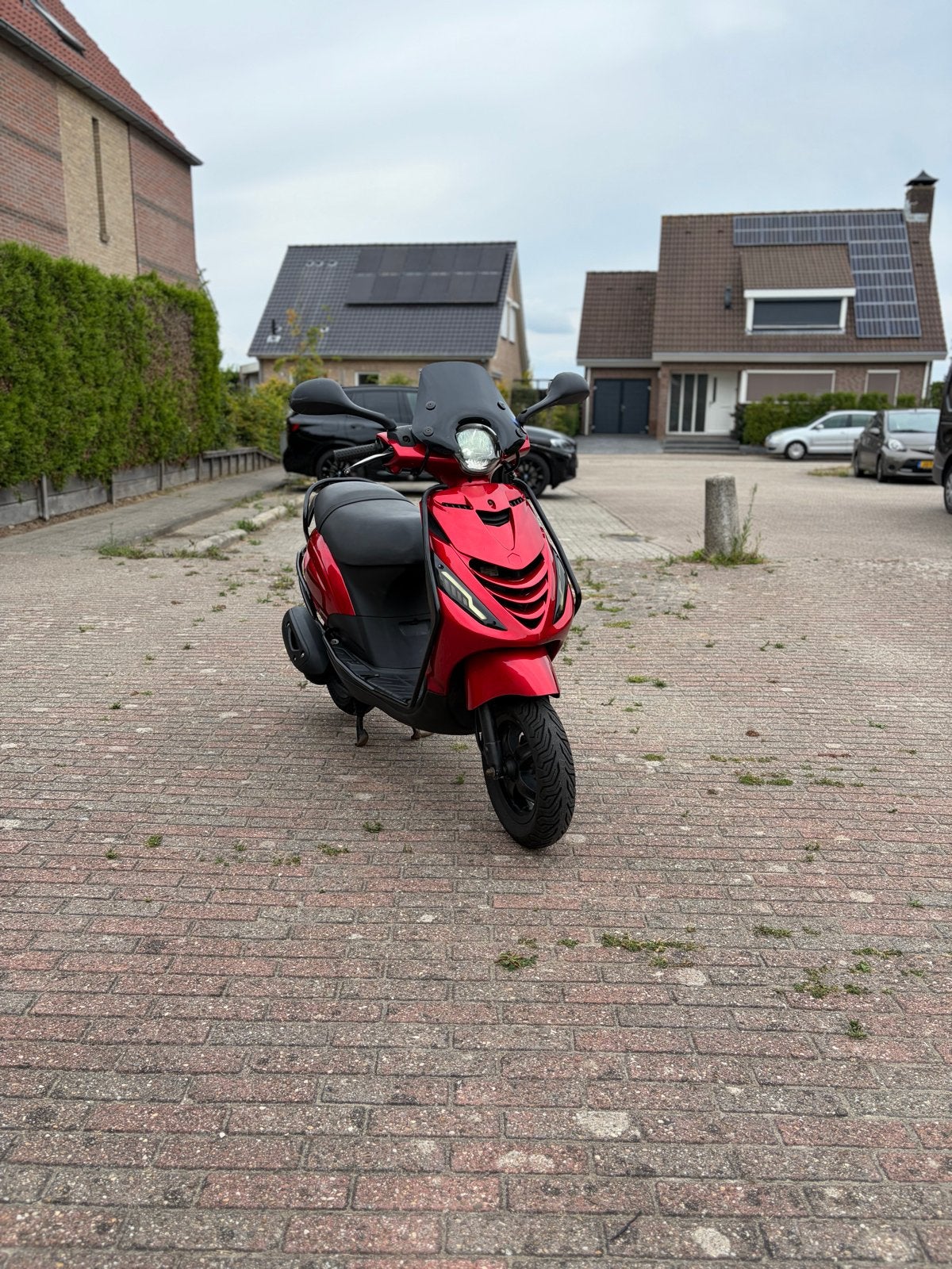 Piaggio Zip iget brom full option, Fietsen en Brommers, Scooters | Piaggio, Ophalen, Maximaal 45 km/u, Zip, Zo goed als nieuw