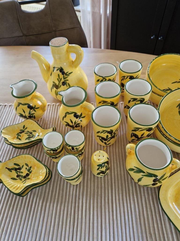 6-delig servies met olijfmotief, Huis en Inrichting, Keuken | Servies, Ophalen of Verzenden, Porselein, Overige stijlen